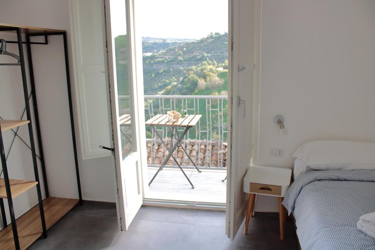 Terrazza Torrenuova Lägenhet Ragusa Exteriör bild